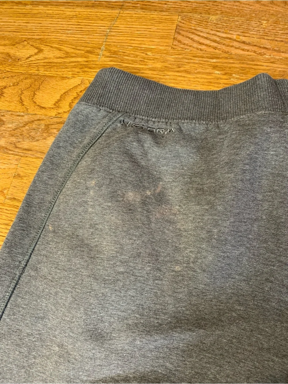 Under Armour UA Storm Grey Sweatpants Men’s Large Loose Fit Athletic Joggers - Picture 9 of 10